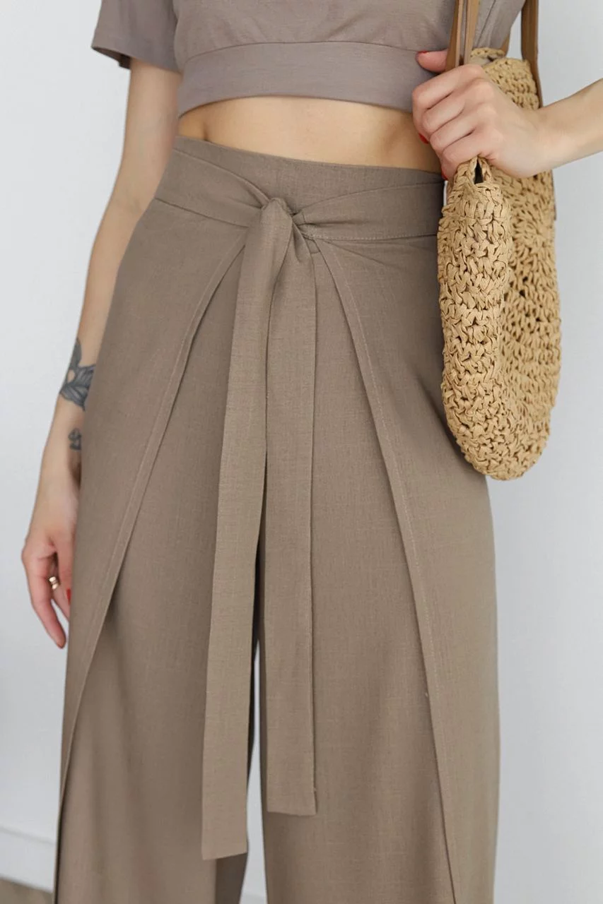 Wide-cut linen pants
