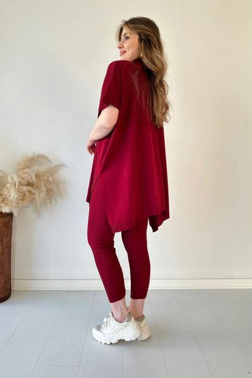Coordinated Set: Stretchy Pants + Stylish Top